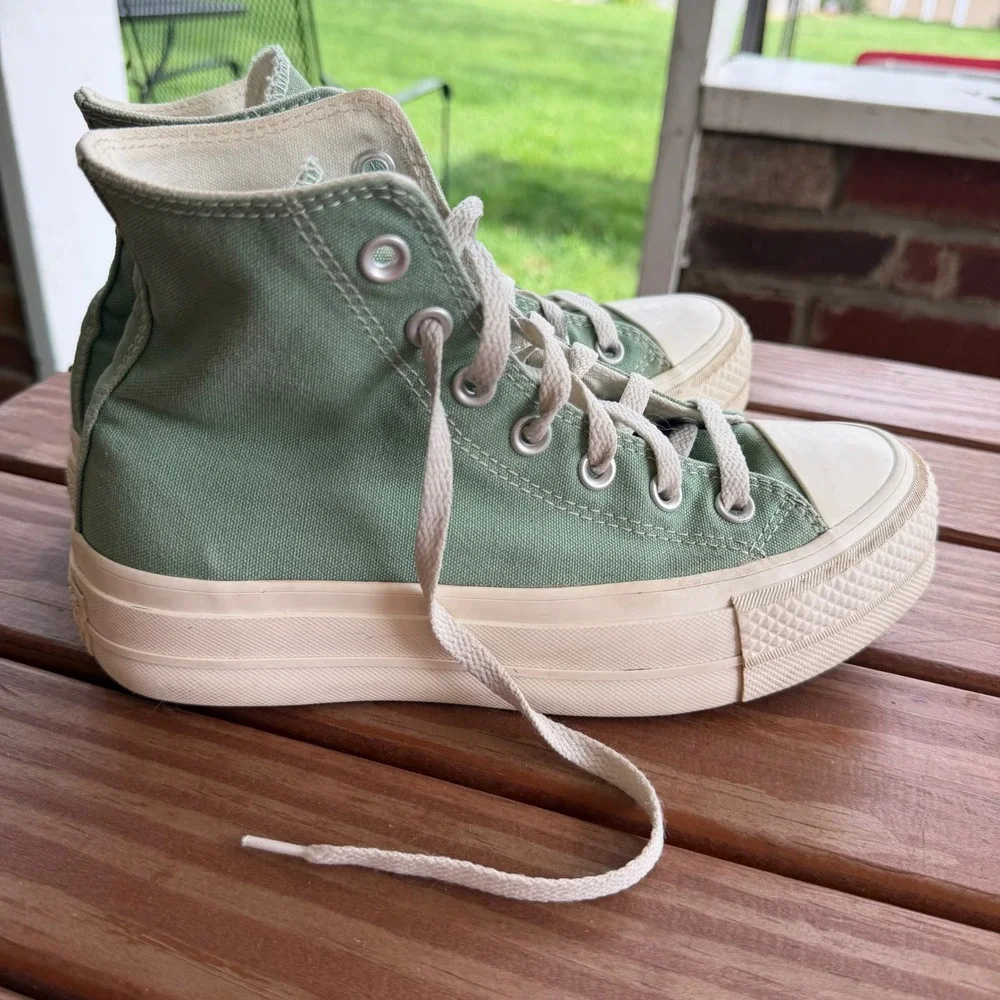 Converse Chuck Taylor All Star Lift Hi Sage Green Platform Sneakers Womens 6 - Picture 2 of 9
